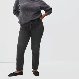 Everlane Curvy Cheeky Straight Jeans Size 29 28 1/2” Inseam